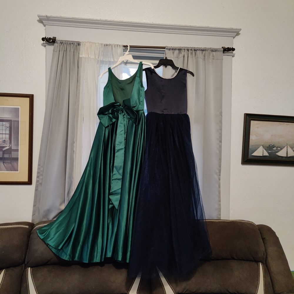 New You Get Both Elegant Green and Navy Kids Dresses - Picture 2 of 16